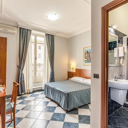Affittacamere Centro Cavour Řím Pokoj fotografie